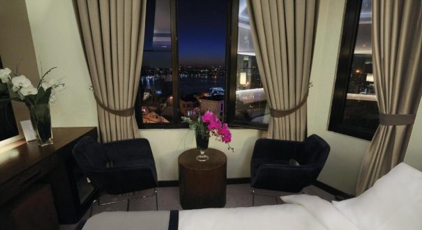 4نمای داخل اتاق هتل بیانچو