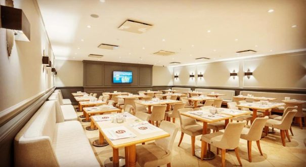 سالن غذاخوری